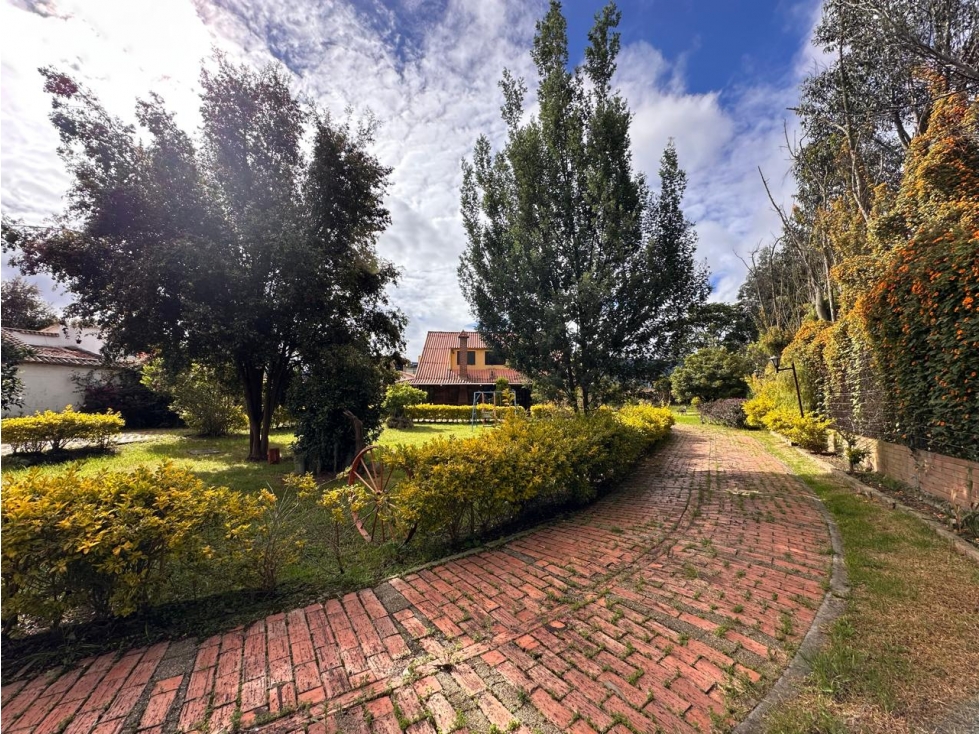 Casa Campestre para arriendo en Cajica - Vereda Calahorra