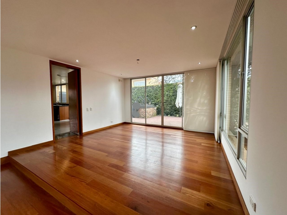 Casa de cuatro habitaciones para venta y arriendo en Cajicá — foto 3
