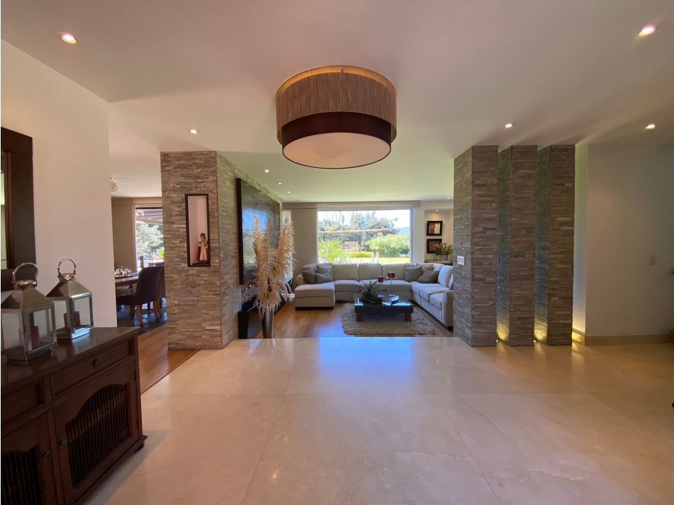 Casa con amplio Jardín para venta en San Jacinto Club Residencial — foto 2