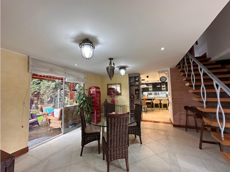 Casa rodeada de jardines para Venta en Cajicà sobre la variante — foto 4