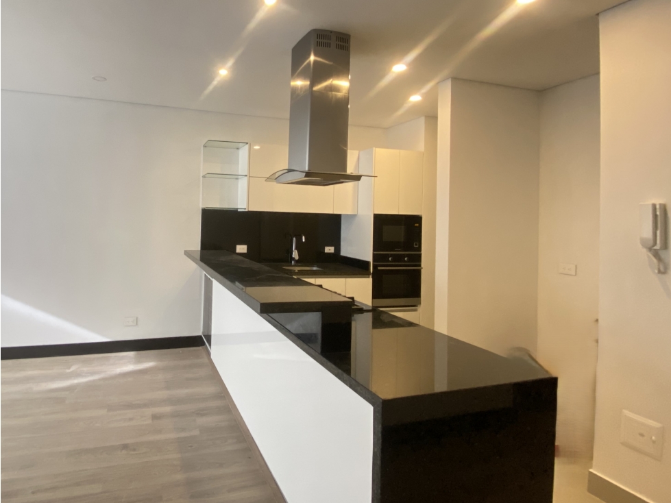 Apartamento para venta en el norte de Bogotá con Club house — foto 3