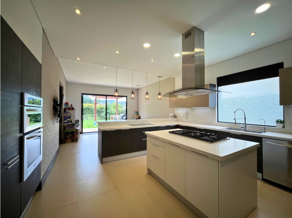 Para inversión - Casa con pérgola y clubhouse en Hatogrande, Sopó — foto 6