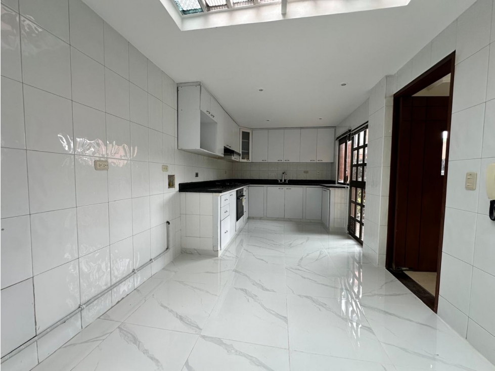 Casa esquinera para venta con vista a la Valvanera Chía — foto 6