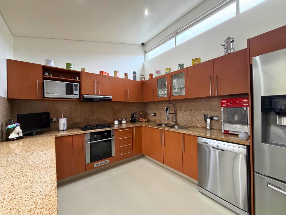 Casa Californiana con pérgola para venta en Hacienda Fontanar — foto 6