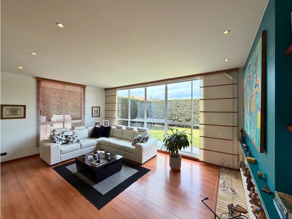 Casa Californiana con pérgola para venta en Hacienda Fontanar — foto 4