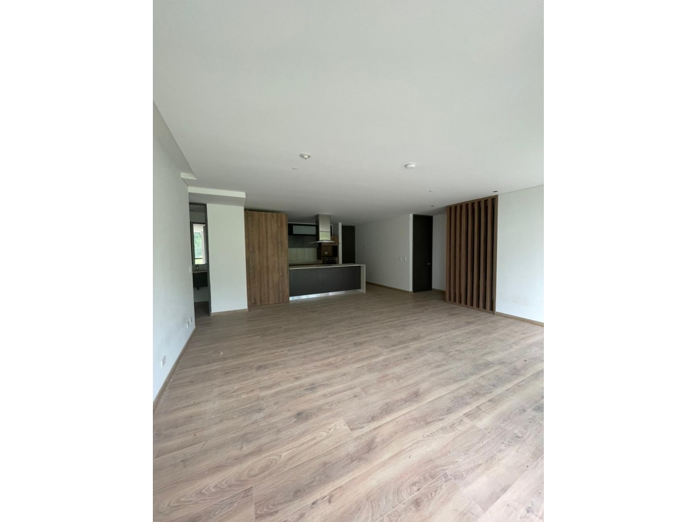 APARTAMENTO EN VENTA *ALTOS DEL POBLADO — foto 3