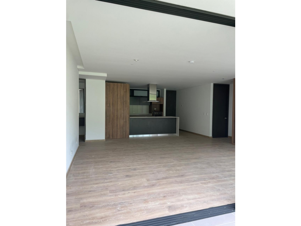 APARTAMENTO EN VENTA *ALTOS DEL POBLADO — foto 2