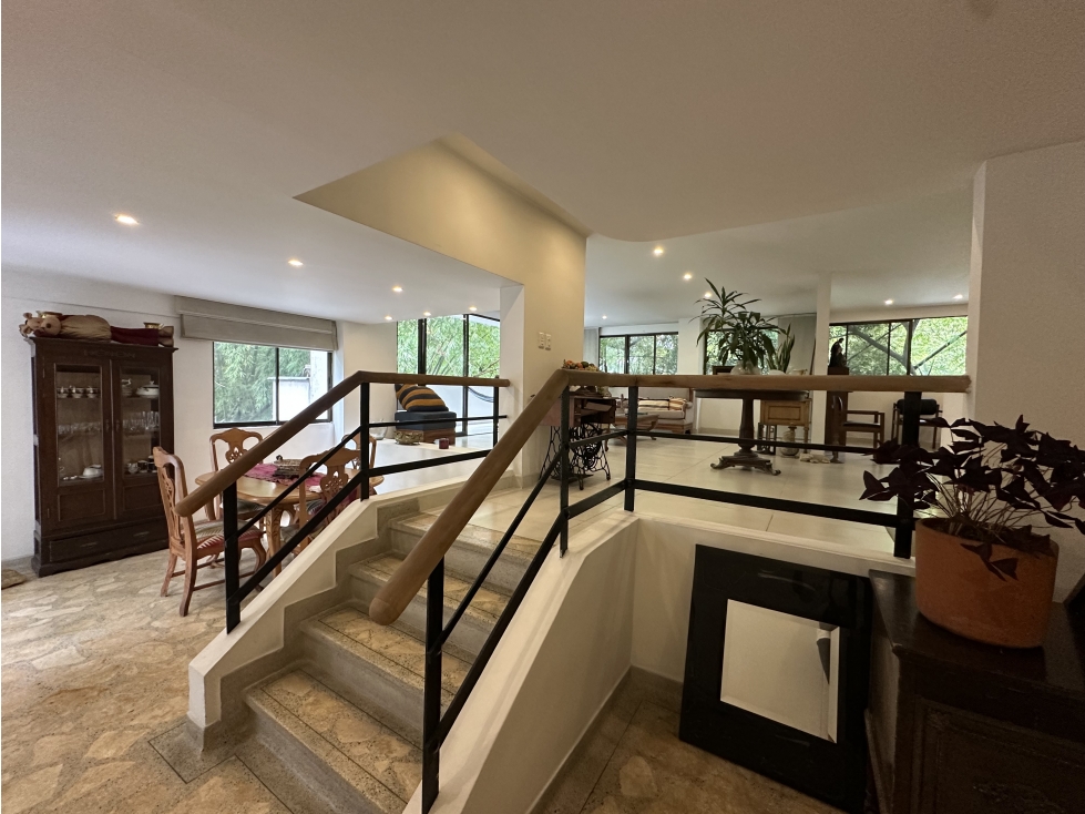 Apartamento Loma del Tesoro con potencial de reforma, unidad completa