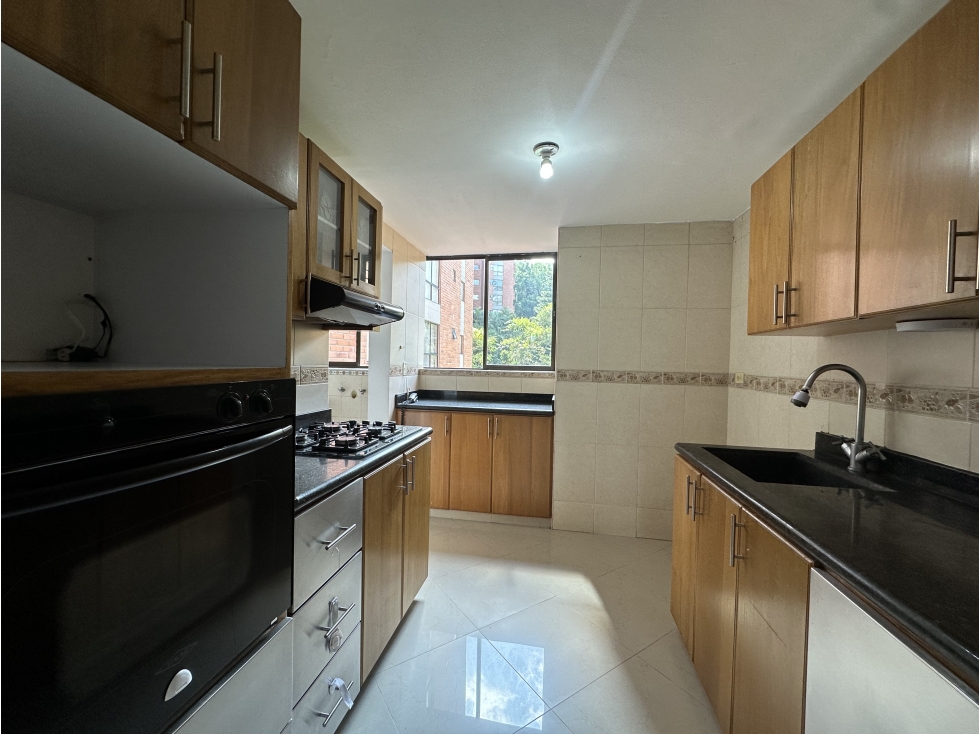 Amplitud, luz y ubicación privilegiada en Los Balsos — foto 6