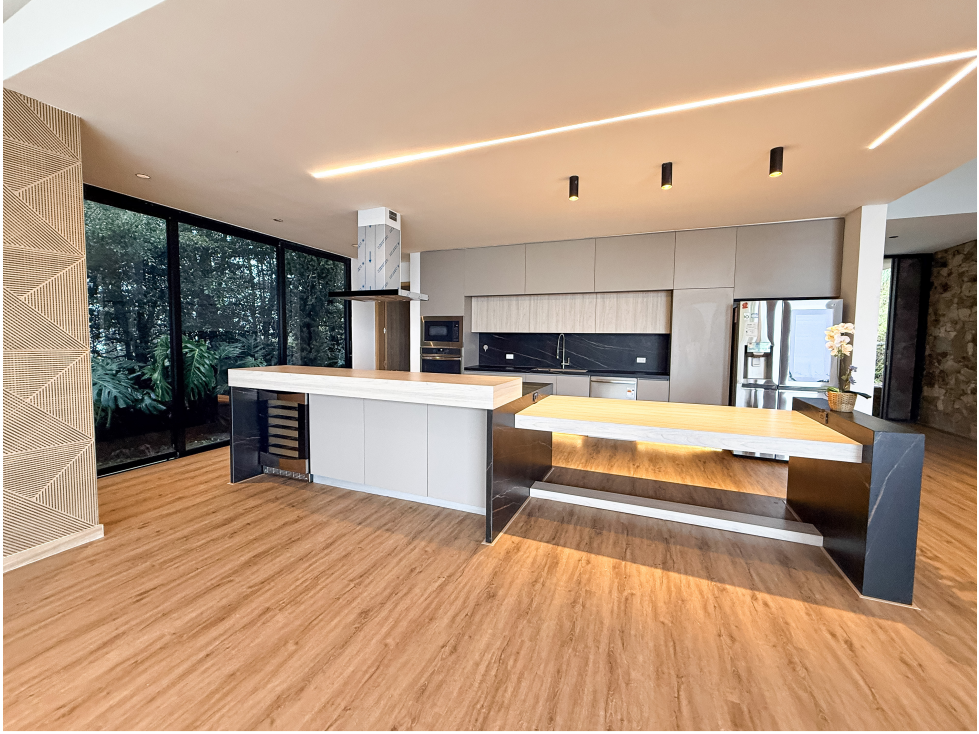Casa en Venta en el Altos de Palmas CV