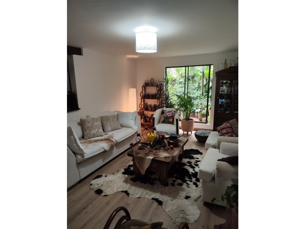 CASA EN VENTA EN LA LOMA DE LAS BRUJAS — foto 2