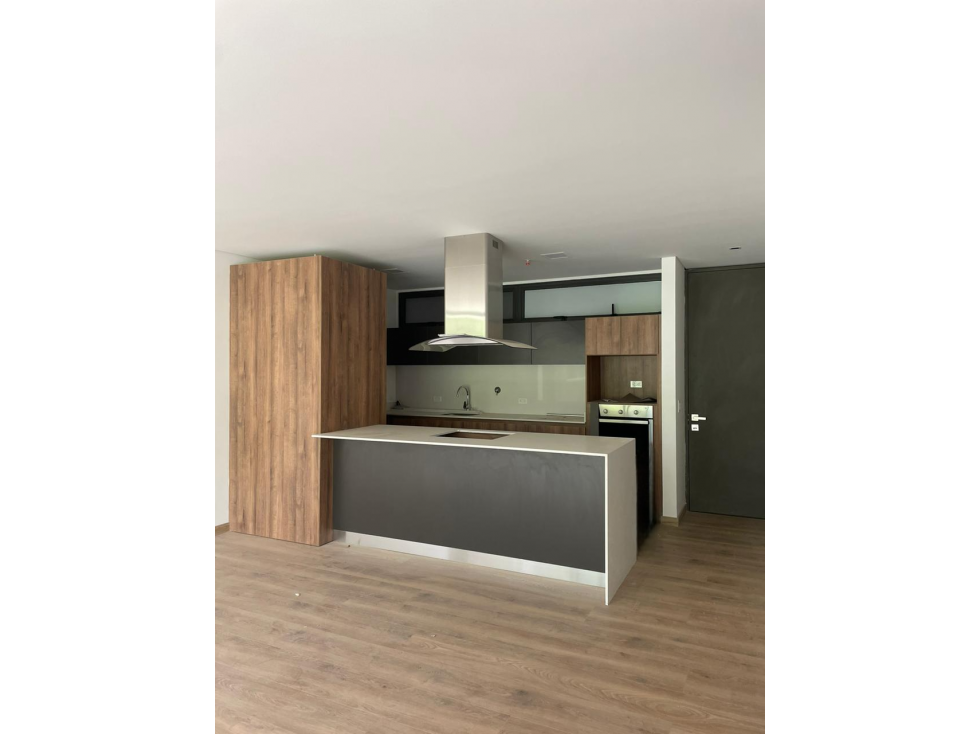 APARTAMENTO EN VENTA *ALTOS DEL POBLADO