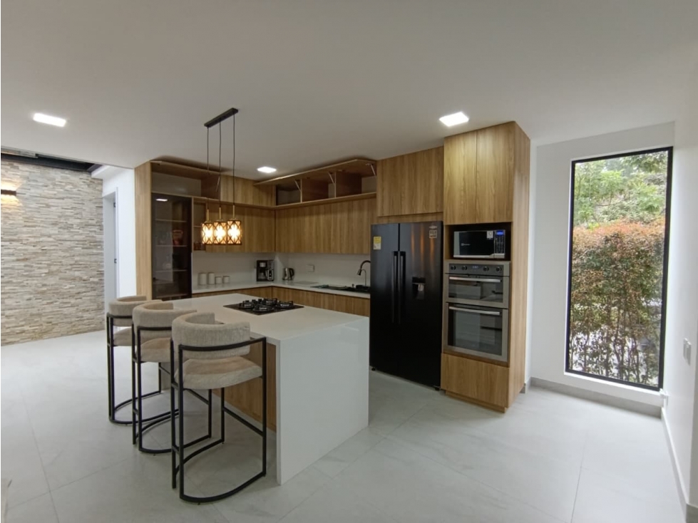 Casa en Arriendo y venta en San Antonio