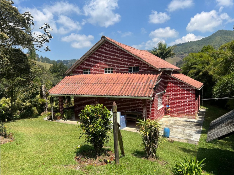 Casa campestre en arriendo - 2