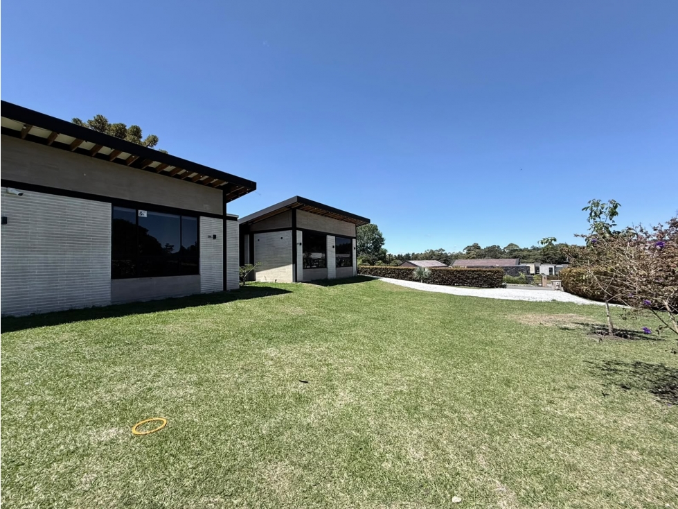 Casa campestre en arriendo - 4