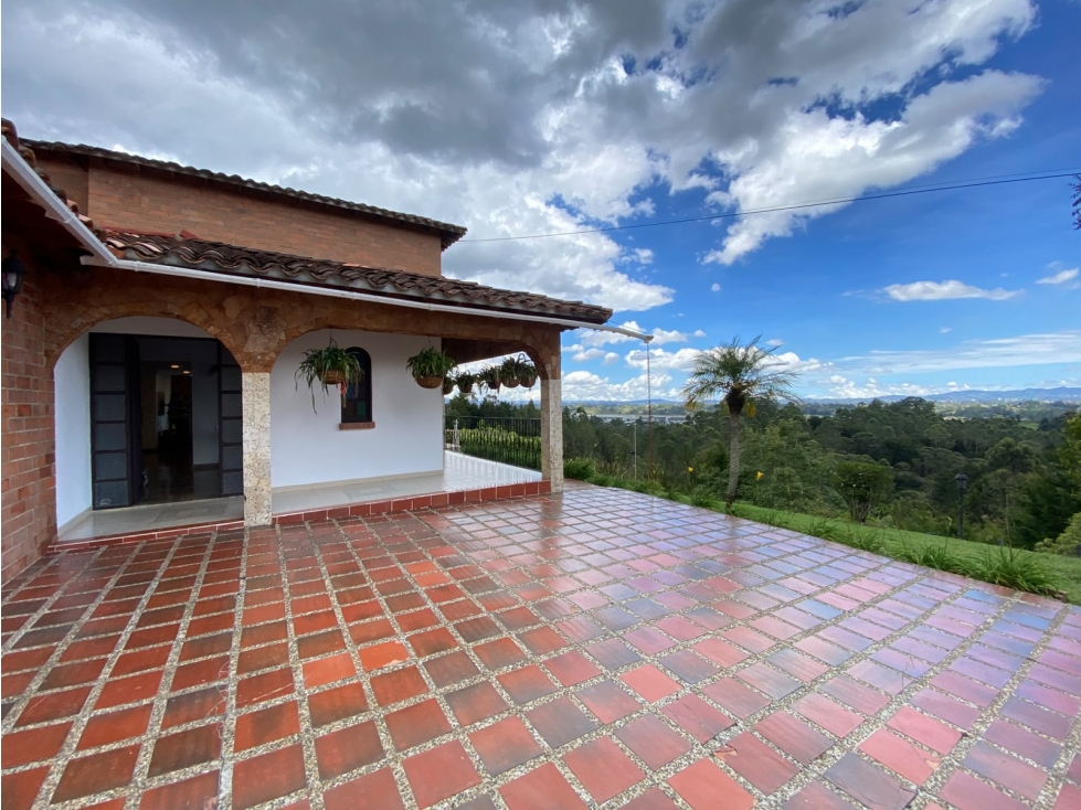 Casa campestre en arriendo - 1