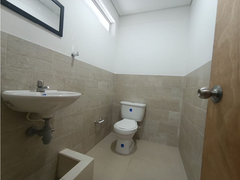 Oficina en Arriendo - 5