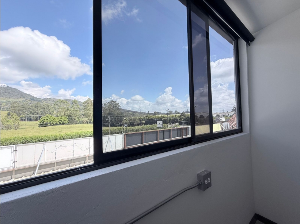 Local en arriendo — foto 4