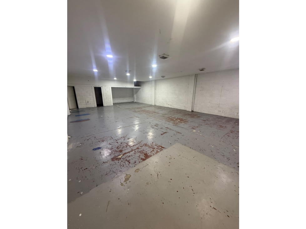 Bodega en arriendo — foto 2