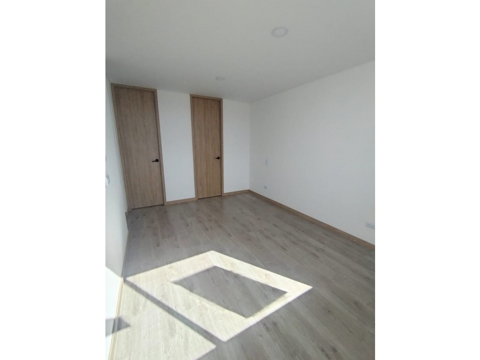 Apartamento en arriendo — foto 5