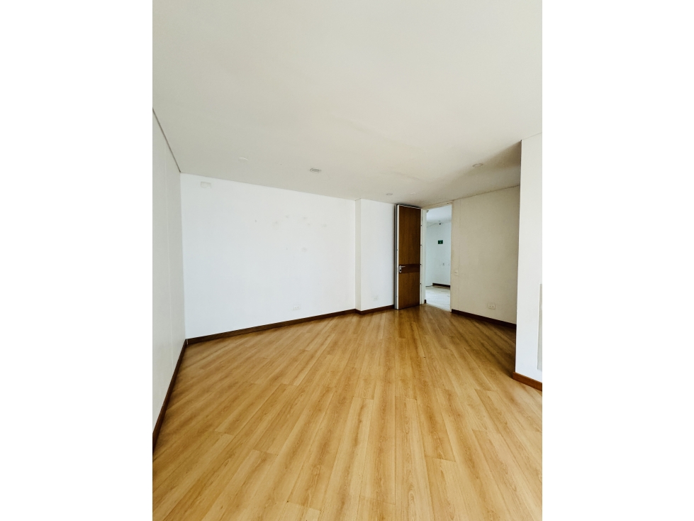 Apartamento en venta en Santa Barbara Occidental - Parque — foto 3