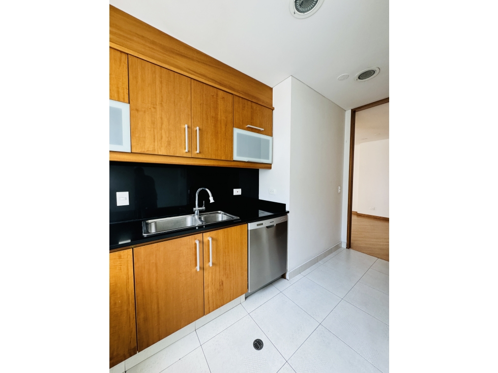 Apartamento en venta en Santa Barbara Occidental - Parque — foto 4