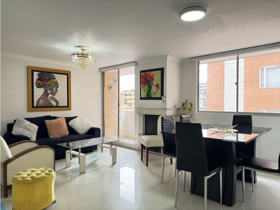 Apartamento duplex exterior en venta en Cedritos — foto 2