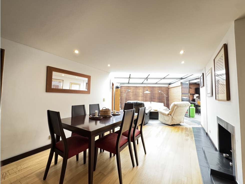 Apartamento interior con terraza en venta en Rosales — foto 6