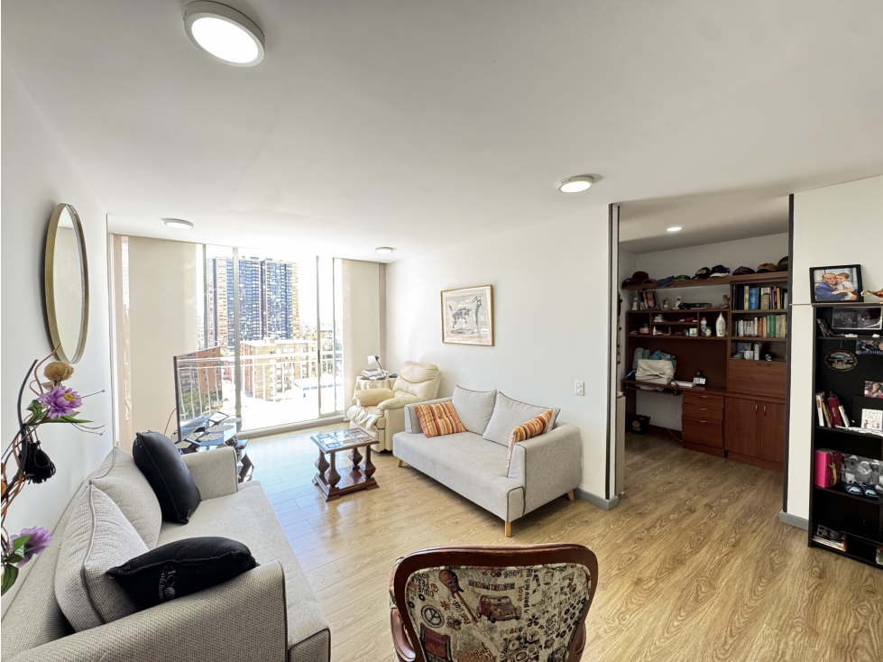 Apartamento exterior en venta en Cedritos Belmira piso 9 — foto 2