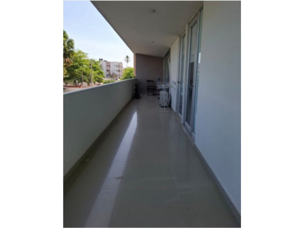 ARRIENDO APARTAMENTO EN CRESPO SIN AMOBLAR