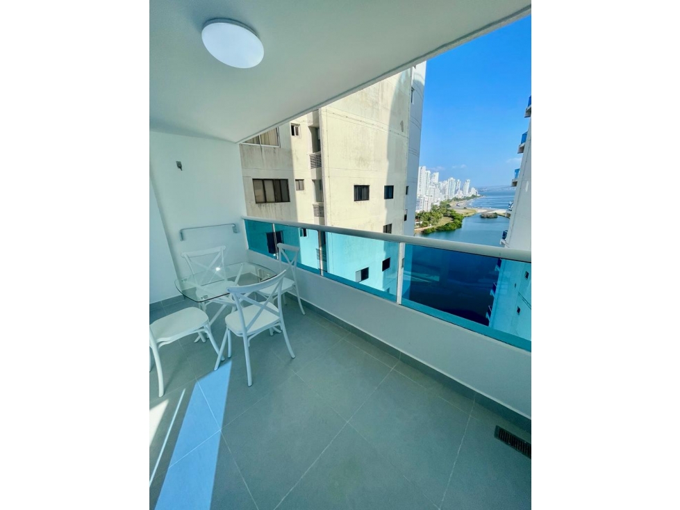 VENDO APARTAMENTO EN LAGUITO EDIFICIO MIXTO — foto 6