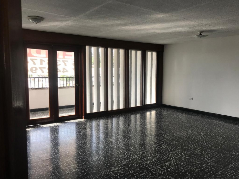 VENDO APARTAMENTO PIE DE LA POPA — foto 2