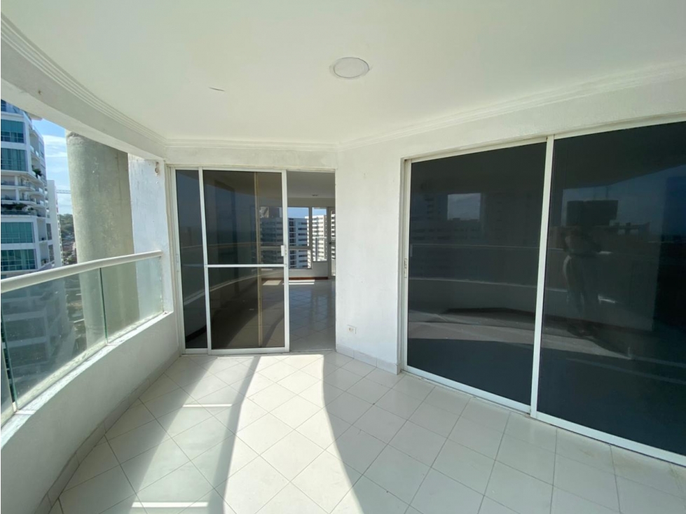 VENDO APARTAMENTO EN MARBELLA — foto 2