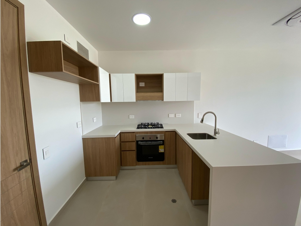 ARRIENDO APARTAMENTO PARA ESTRENAR EN BAIA KRISTAL - CARTAGENA — foto 4