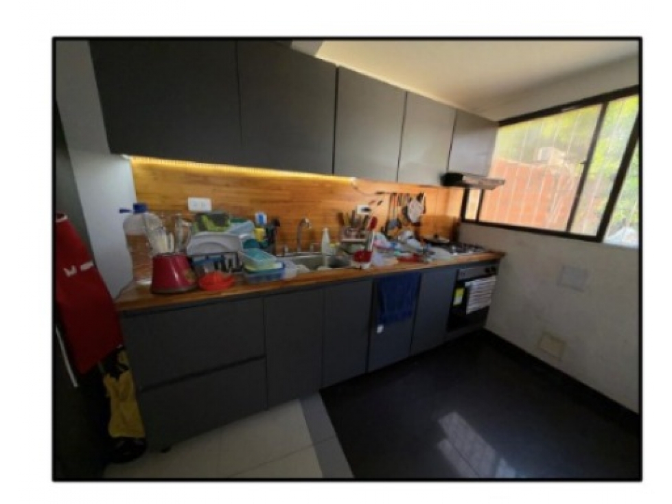 VENDO CASA CRESPO 3 PISOS — foto 2