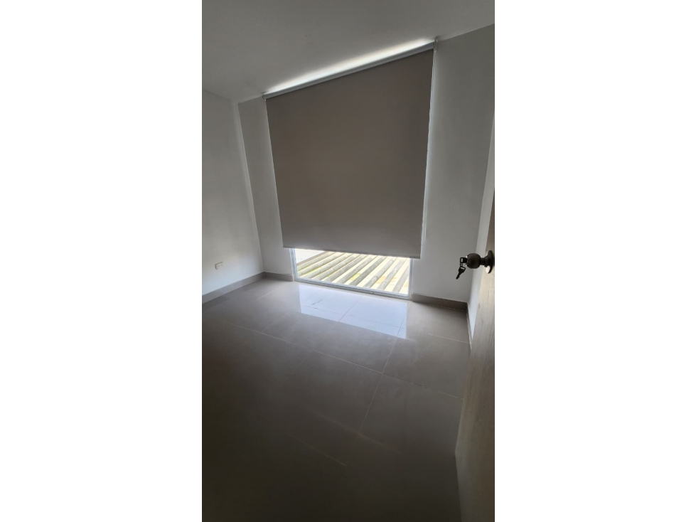 ARRIENDO CASA 2 PISOS EN ZONA NORTE DORAL SUITES — foto 5
