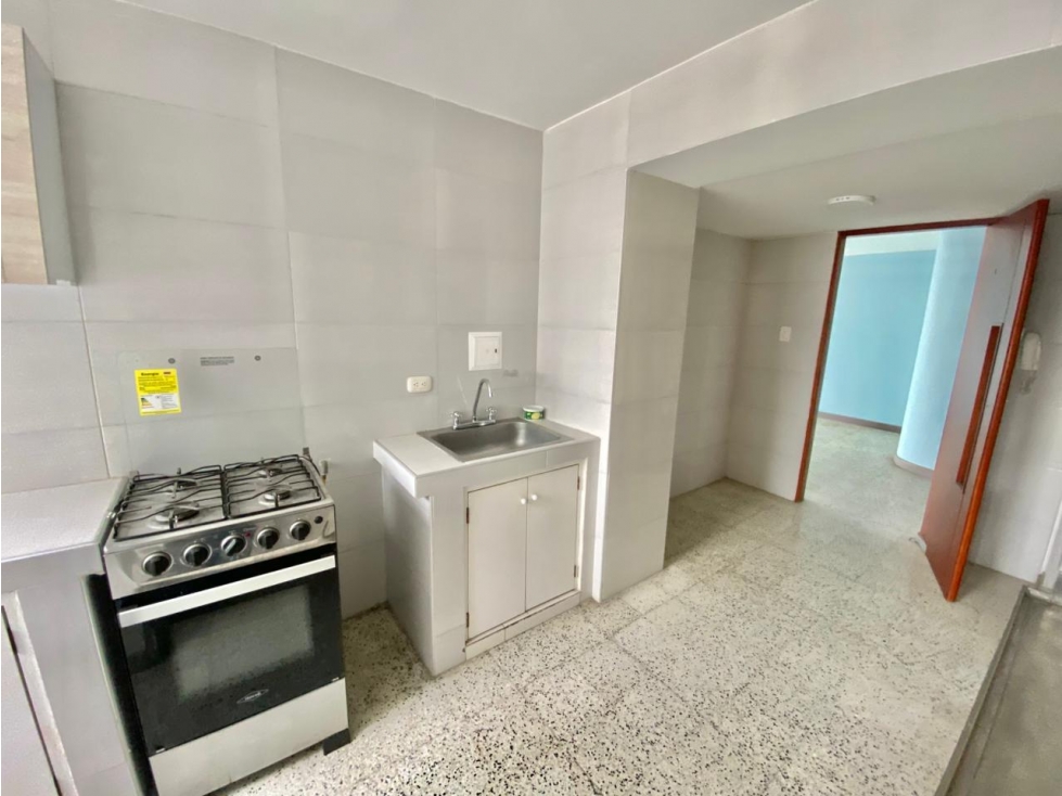 ARRIENDO APARTAMENTO BOCAGRANDE SIN AMOBLAR — foto 4