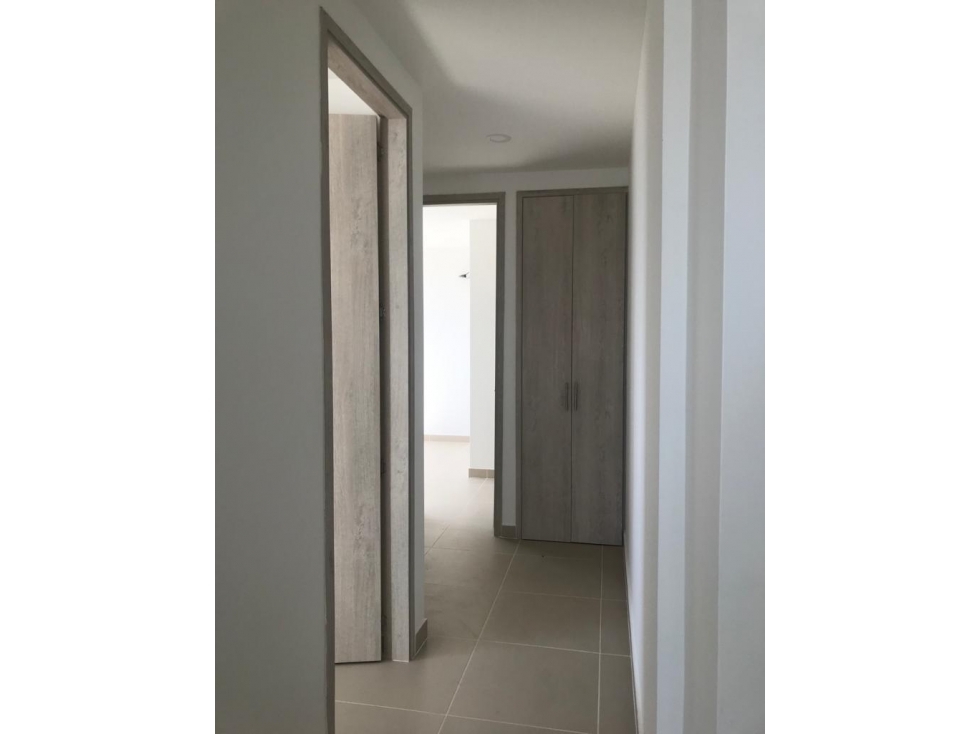 ARRIENDO APARTAMENTO EN MANGA — foto 5