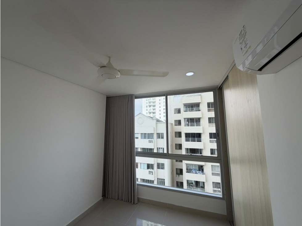 ARRIENDO APARTAMENTO EN MANGA — foto 2