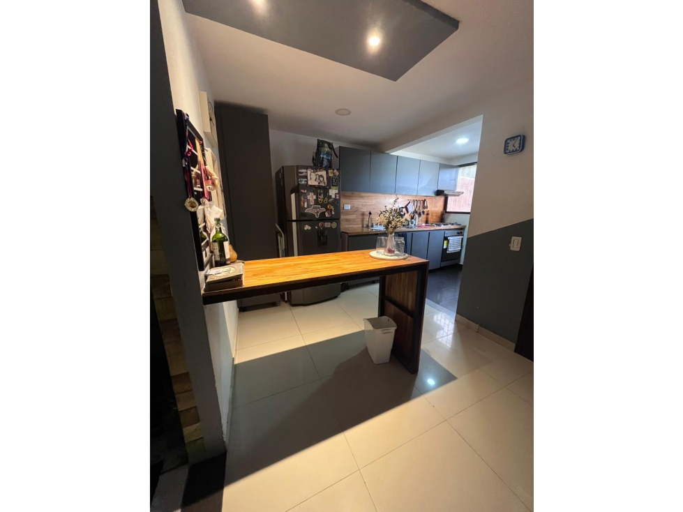 VENDO CASA CRESPO 3 PISOS — foto 6