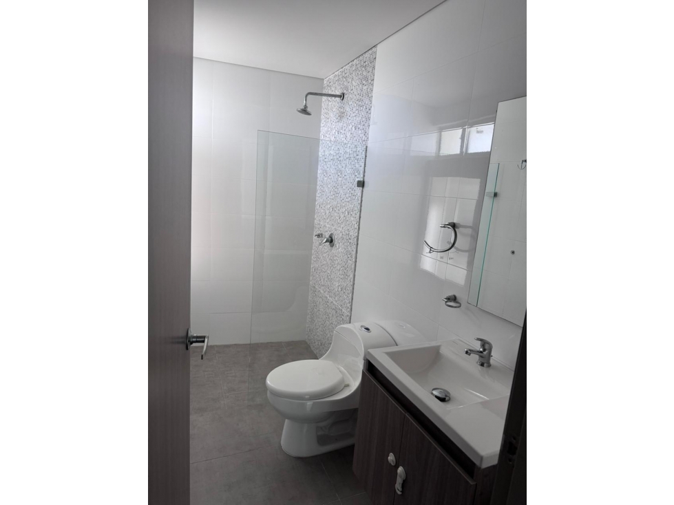 ARRIENDO APARTAMENTO EN CIELO MAR — foto 6