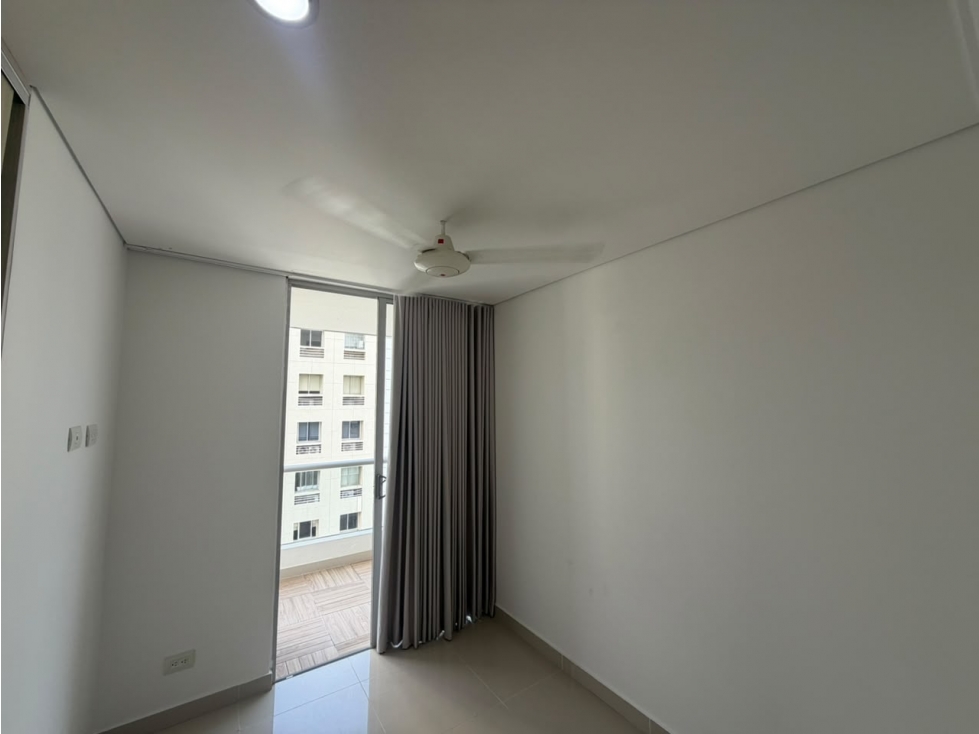 ARRIENDO APARTAMENTO EN MANGA — foto 4