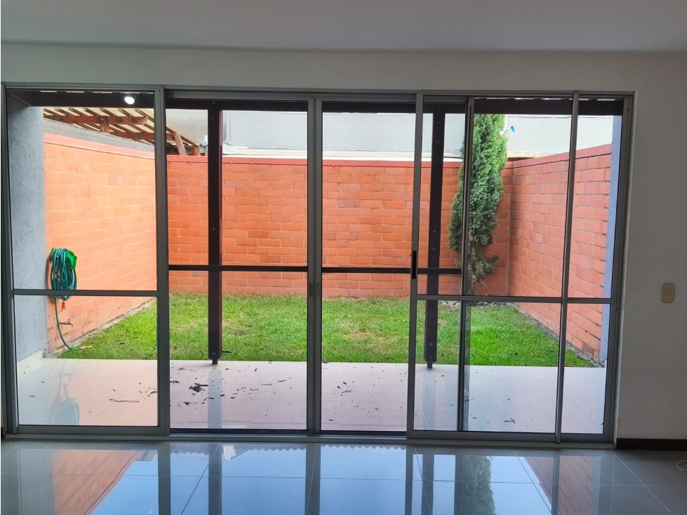VENDO CASA JAMUNDI 2 PISOS ML10476479