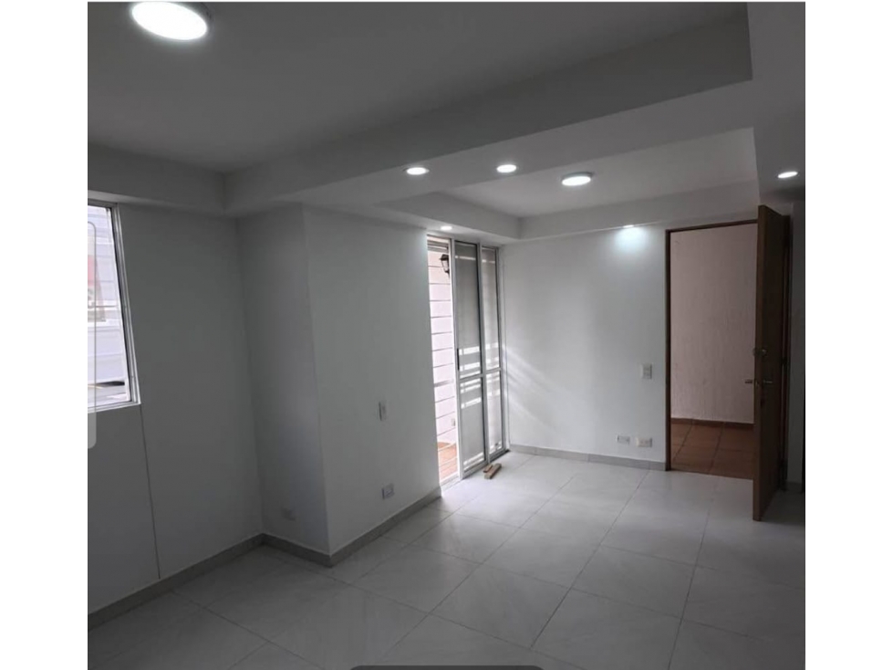 VENTA APARTAMENTO PISO 1 PARQUE VIVERO CJM 9554837 S/A