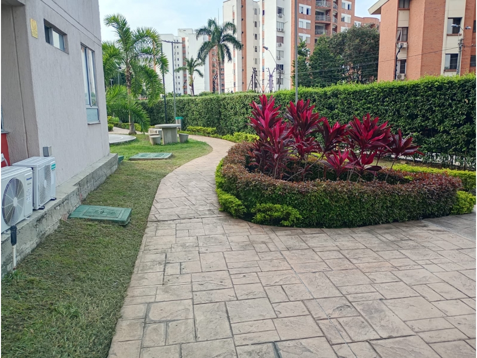 VENDO APARTAMENTO LA FLORA PISO 7 ML9754459
