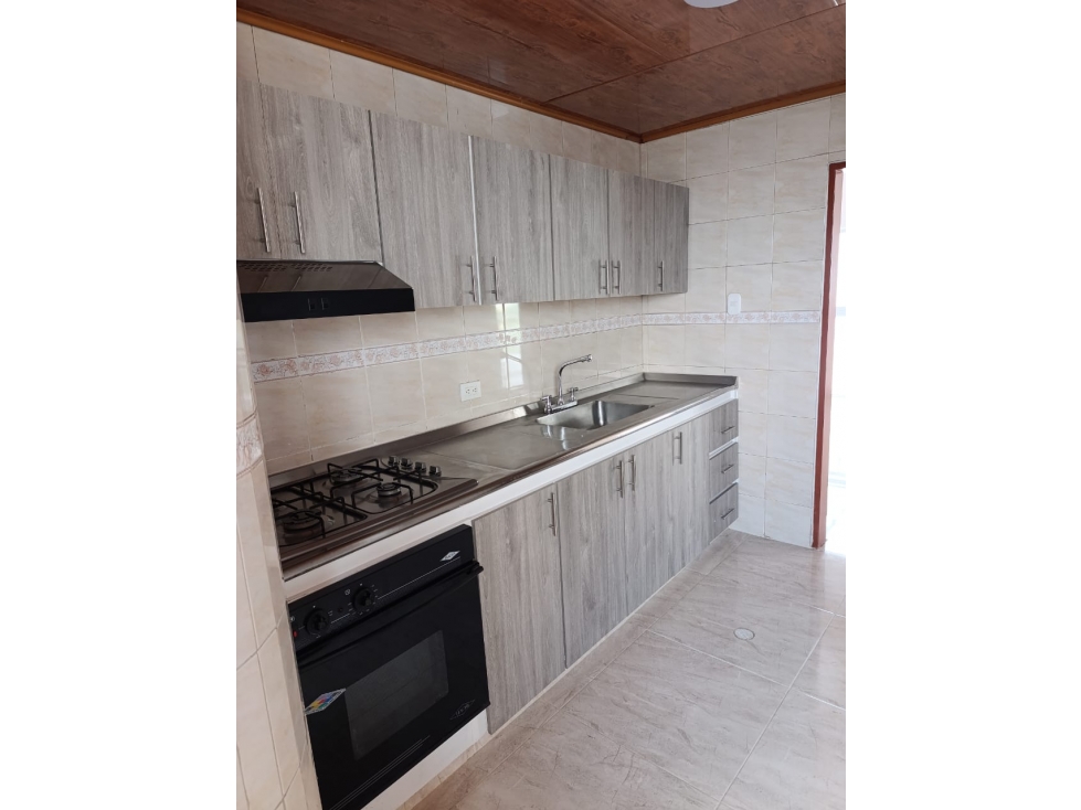 VENDO APARTAMENTO EL LIMONAR PISO 6 ML9779769