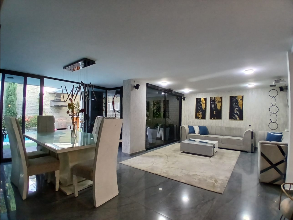 Se Vende Casa Externa 2 pisos-Piscina - Barrio San Joaquin -YP 9954578 — foto 3