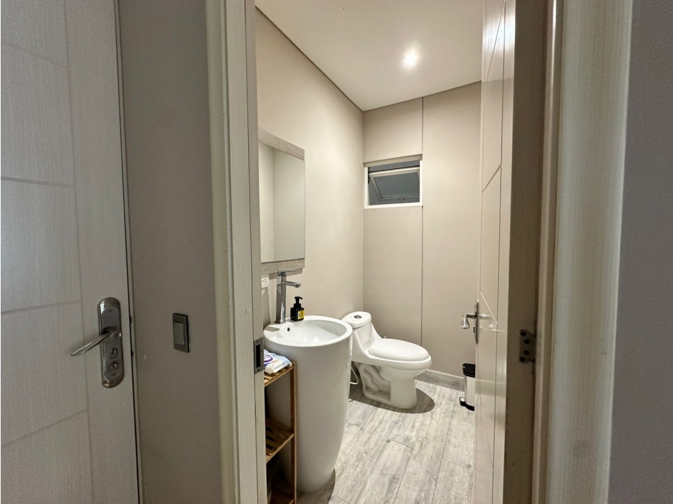 VENTA APARTAMENTO CAÑAS GORDAS SEGUNDO PISO CJM 9585776 — foto 2