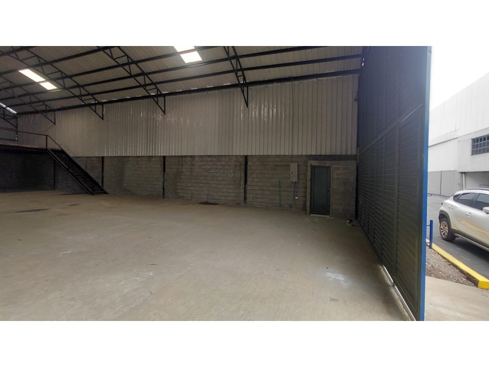 vendo o alquilo bodegas parque logístico auto Cali Yumbo CJA 10503996 - 5