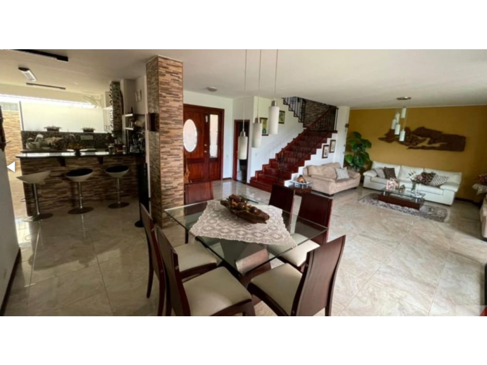 VENDO CASA EN CONDOMINIO 3 PISOS CIUDAD JARDIN ML9751315